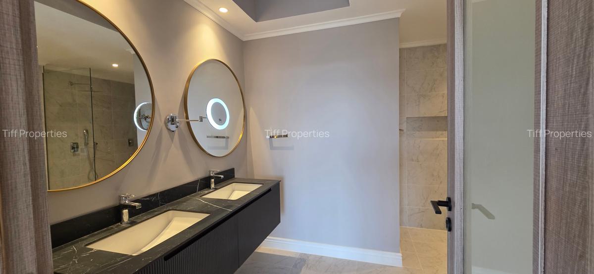 4 Bed Townhouse in Runda - 12