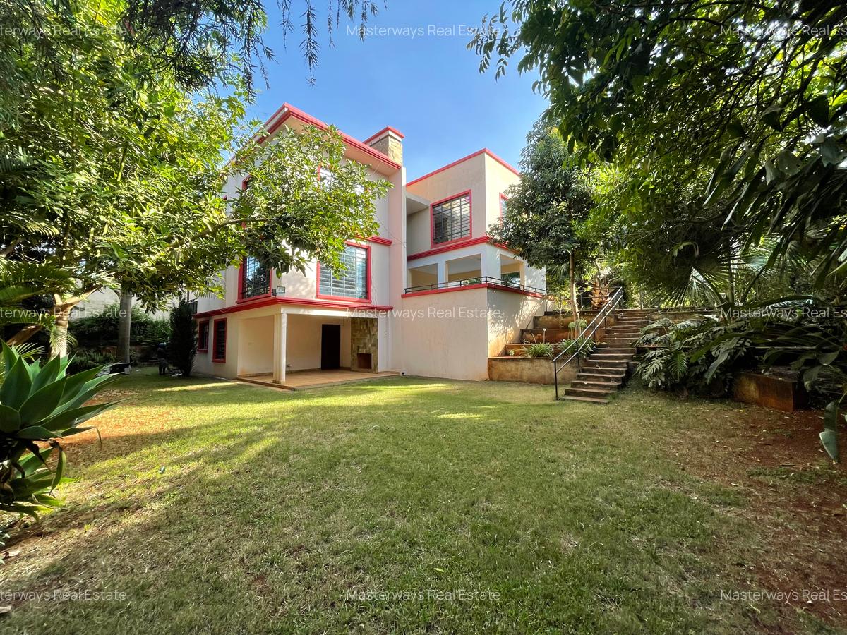 4 Bed Villa with En Suite in Runda - 1