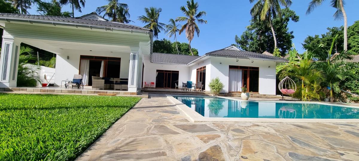 3 Bed House with Swimming Pool at Mtwapa - 13