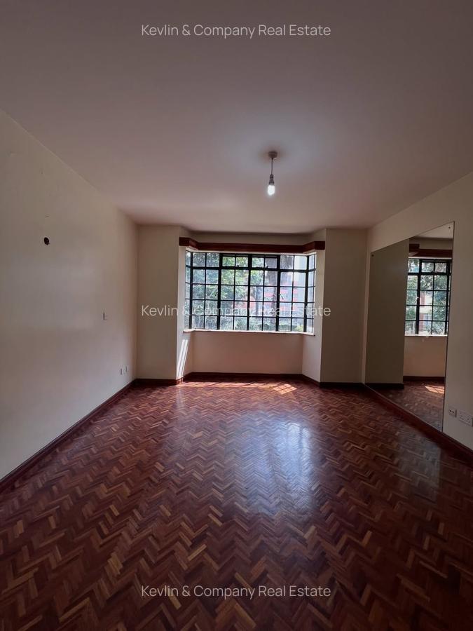 3 Bed Apartment with Swimming Pool in Kilimani - 11