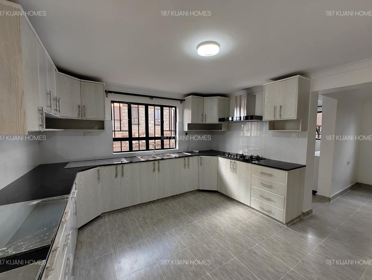 4 Bed House with En Suite at Nairobi - 2