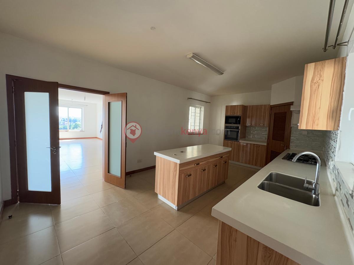 Serviced 2 Bed Apartment with En Suite in Kilimani - 1