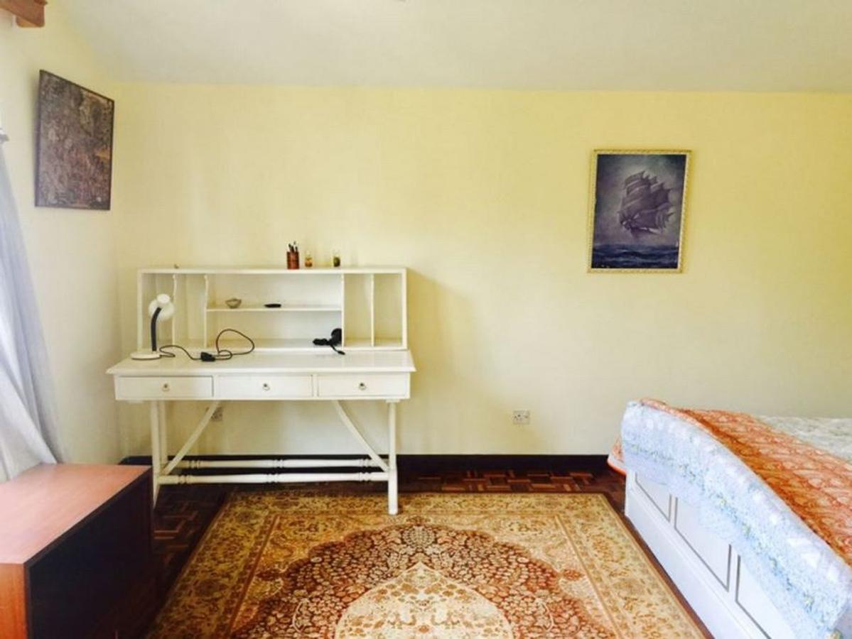 4 Bed House with En Suite at Rhapta Road - 8