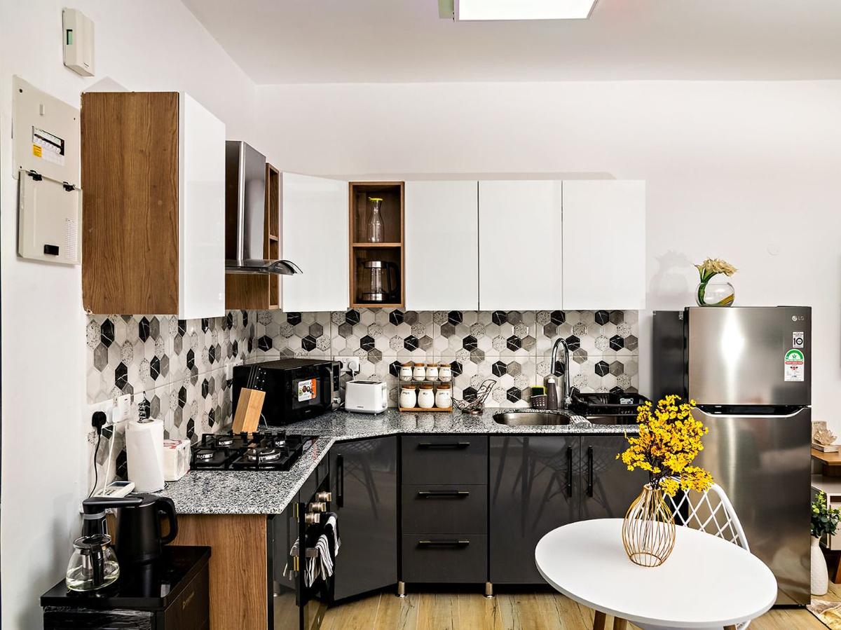 Serviced Studio Apartment with En Suite in Kileleshwa - 11
