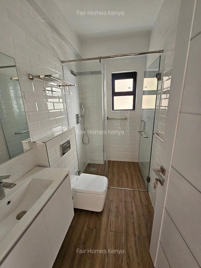 3 Bed Apartment with En Suite at Othaya Road - 8