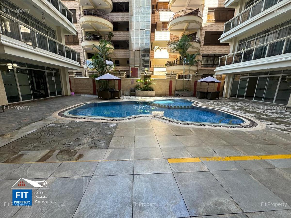 3 Bed Apartment with En Suite in Parklands - 1