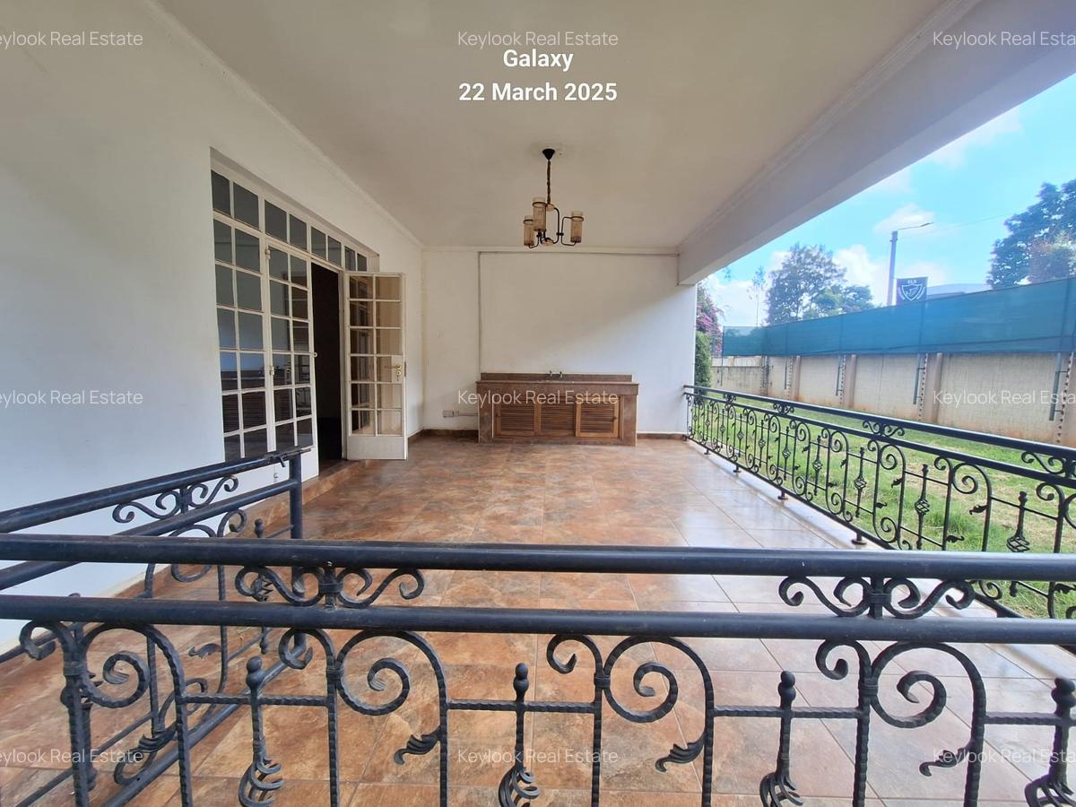 4 Bed Townhouse with En Suite at Lavington Green - 3