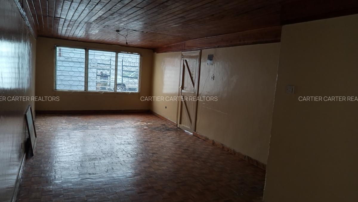 3 Bed Townhouse with En Suite in Buruburu - 11