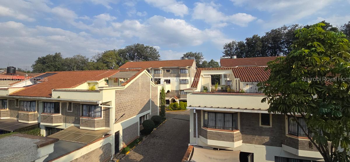 5 Bed Townhouse with En Suite at Grevillea Grove - 4