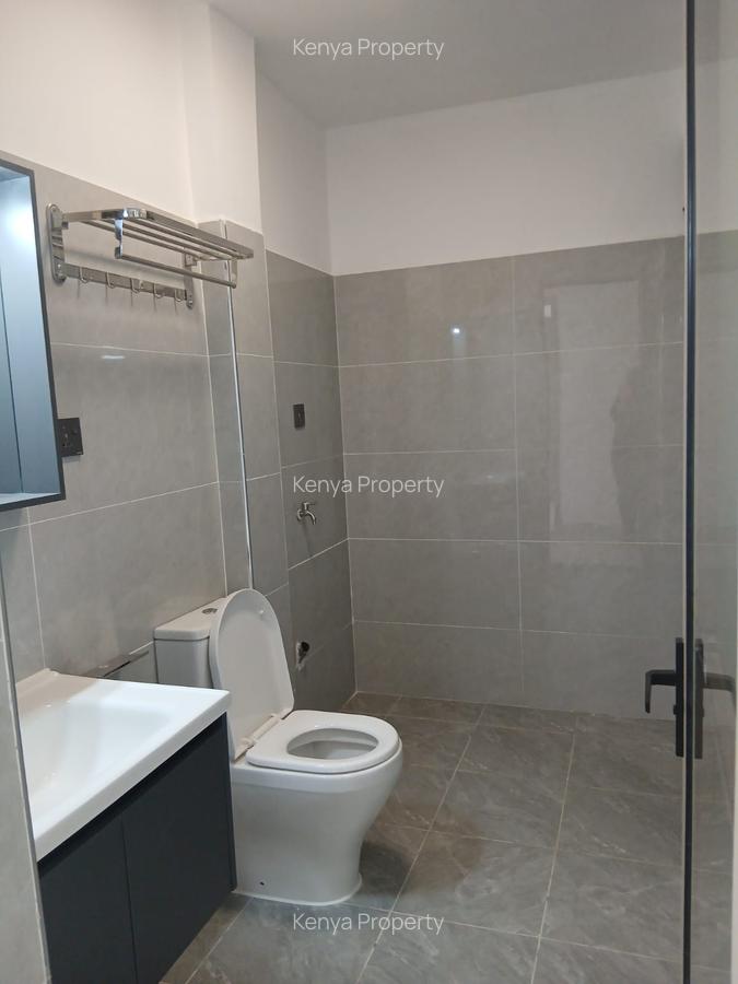 2 Bed Apartment with Swimming Pool at Kindaruma Rd - 4