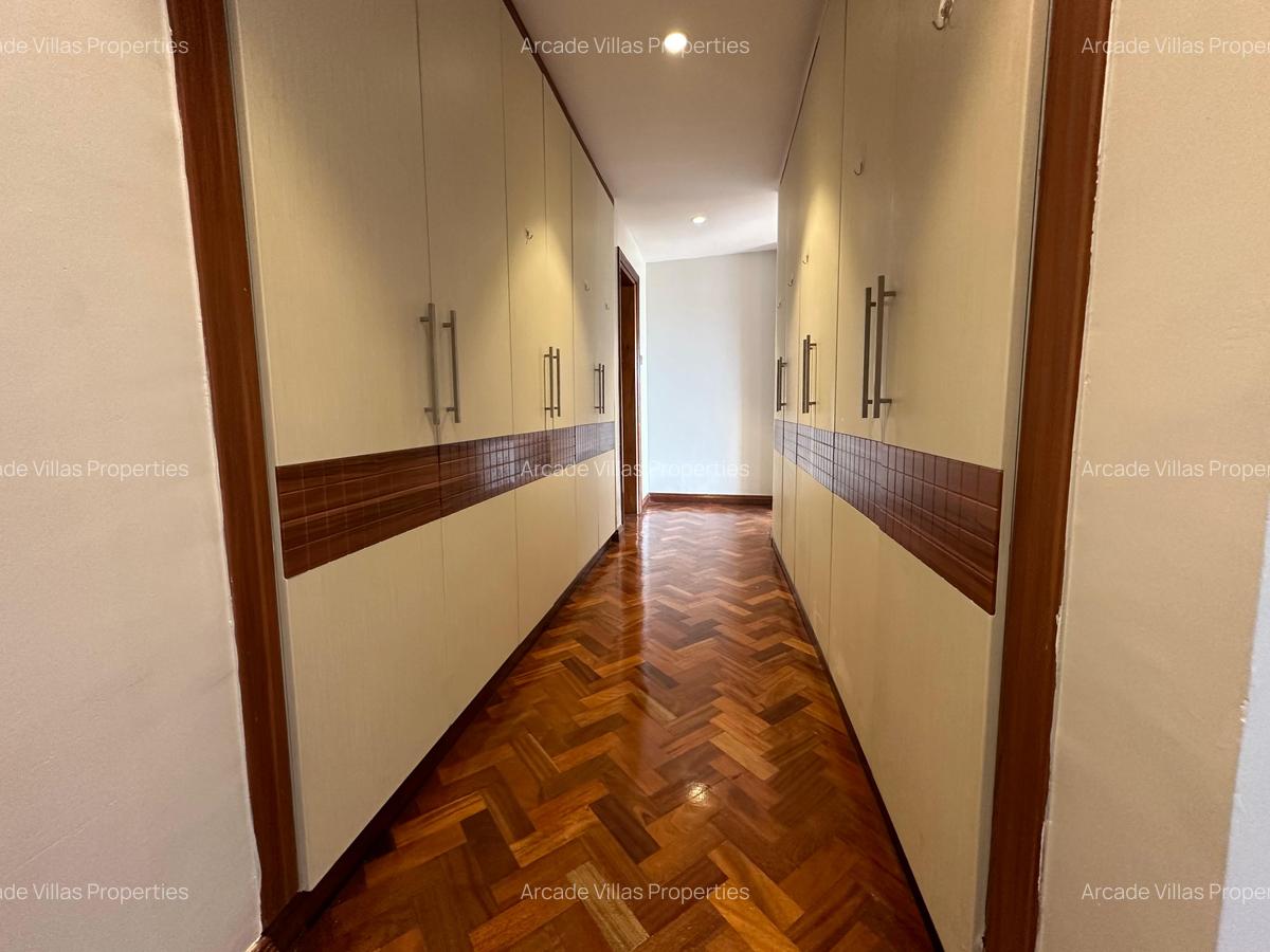 Serviced 4 Bed Apartment with En Suite in Riverside - 5