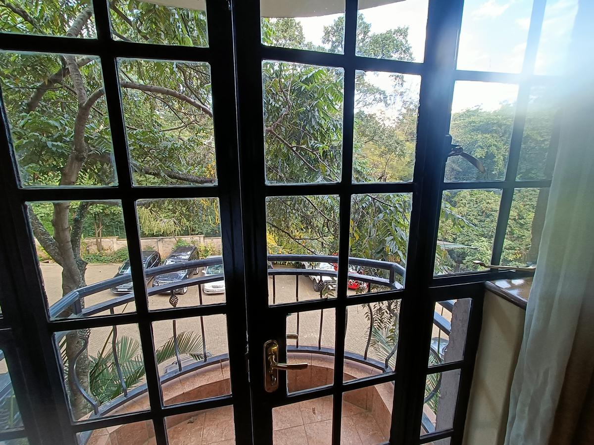 3 Bed Apartment with En Suite in Kileleshwa - 14