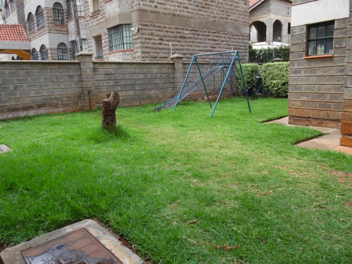 3 Bed Apartment with En Suite at Lavington - 3