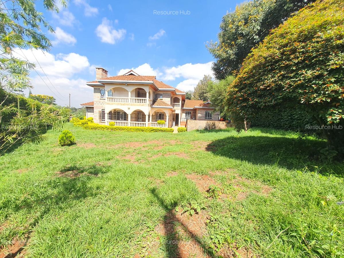 5 Bed House with En Suite at Nyari - 1