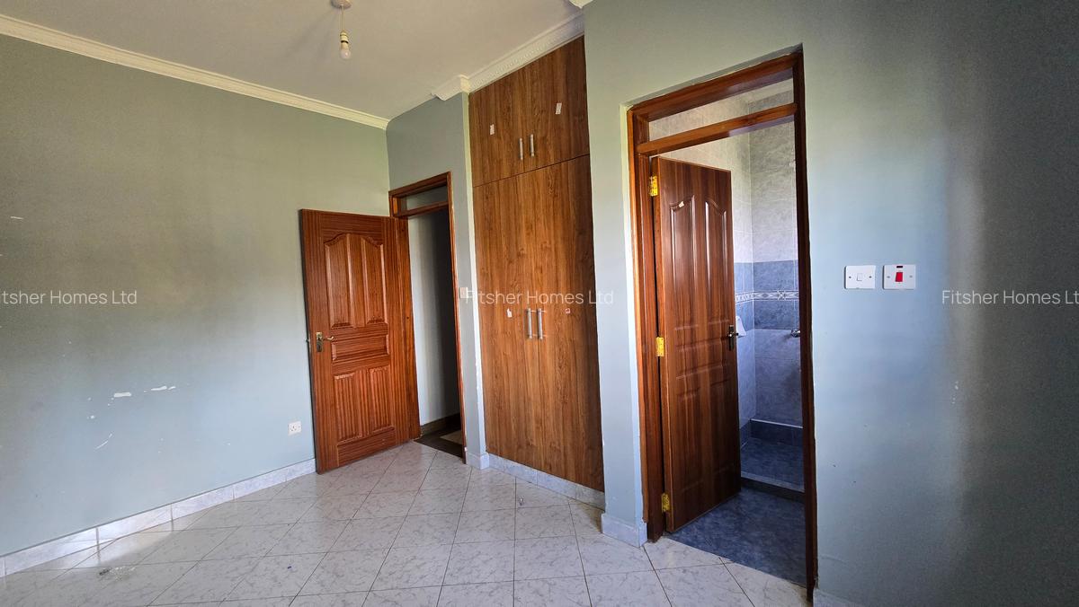 3 Bed House with En Suite in Garden Estate - 10