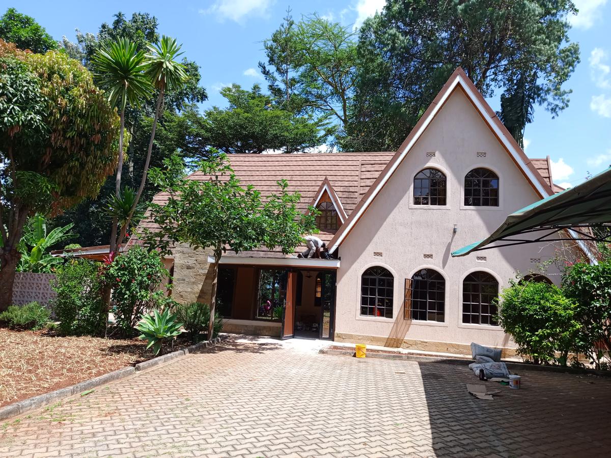 4 Bed House with En Suite in Runda - 1