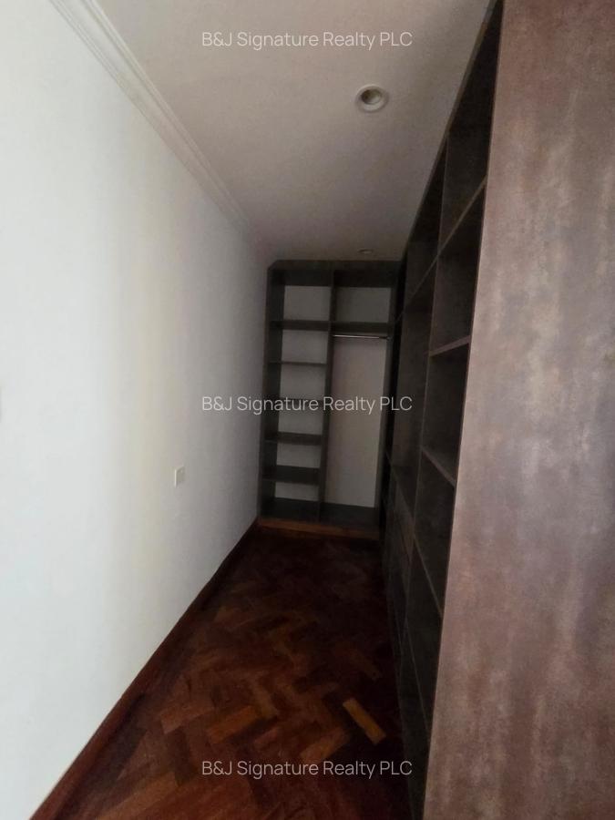 5 Bed Townhouse with En Suite in Lavington - 13