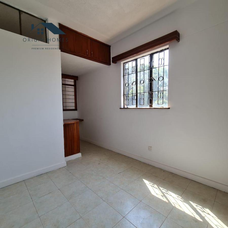 4 Bed Apartment with En Suite at Rhapta Road - 17