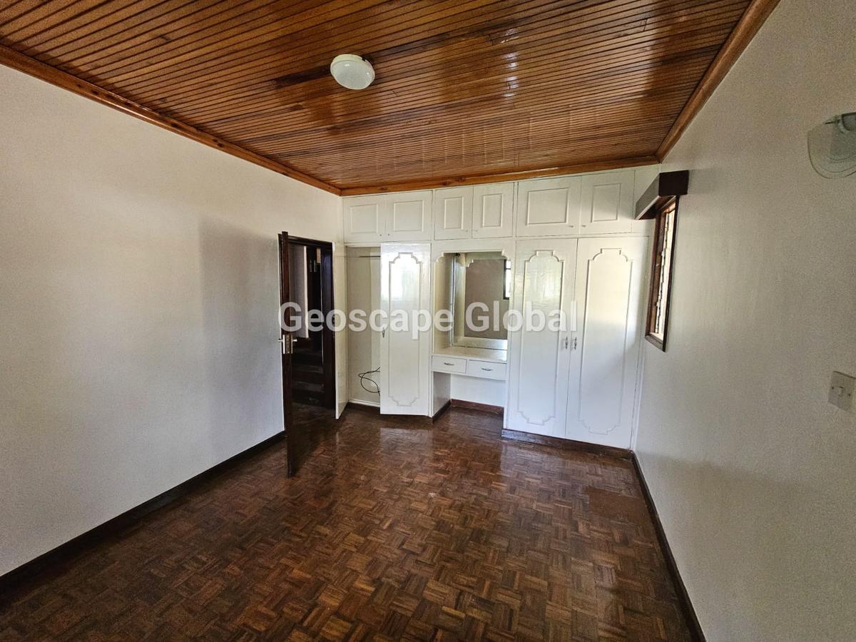 5 Bed House with En Suite in Gigiri - 2