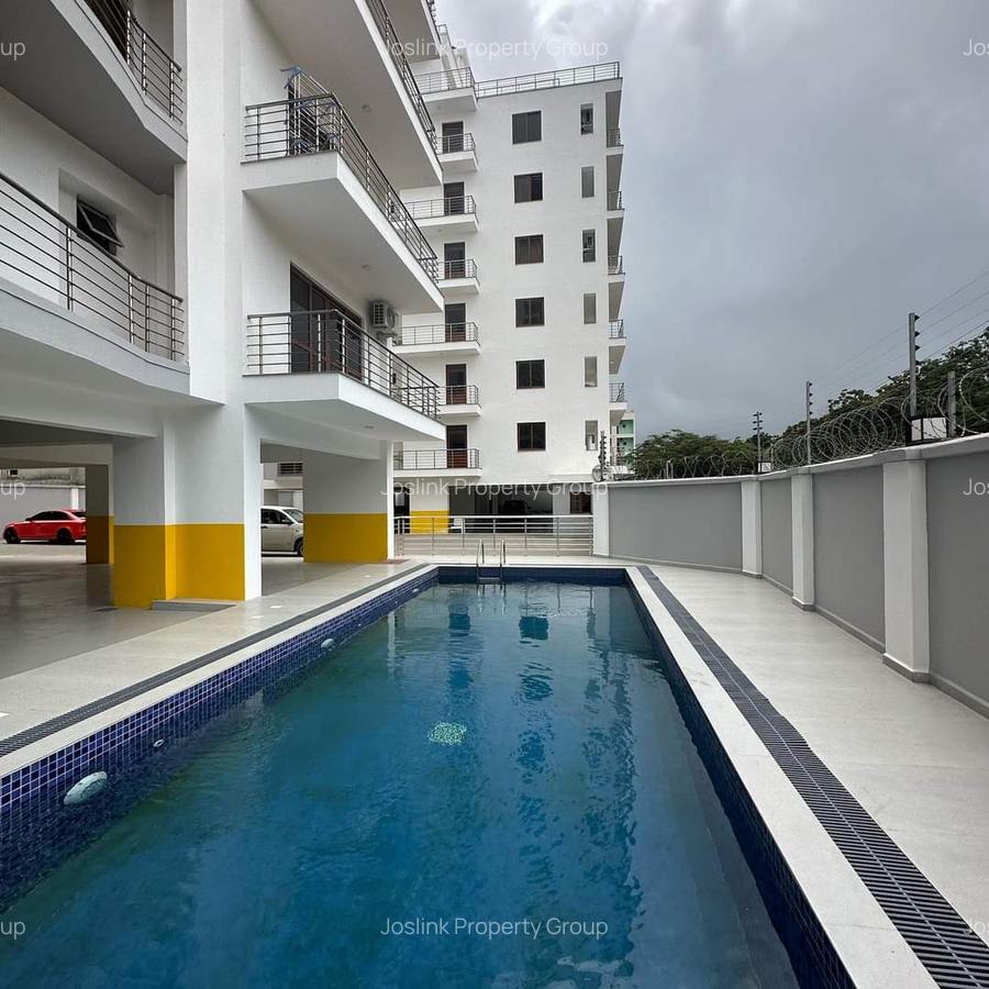 3 Bed Apartment with En Suite in Nyali Area - 2