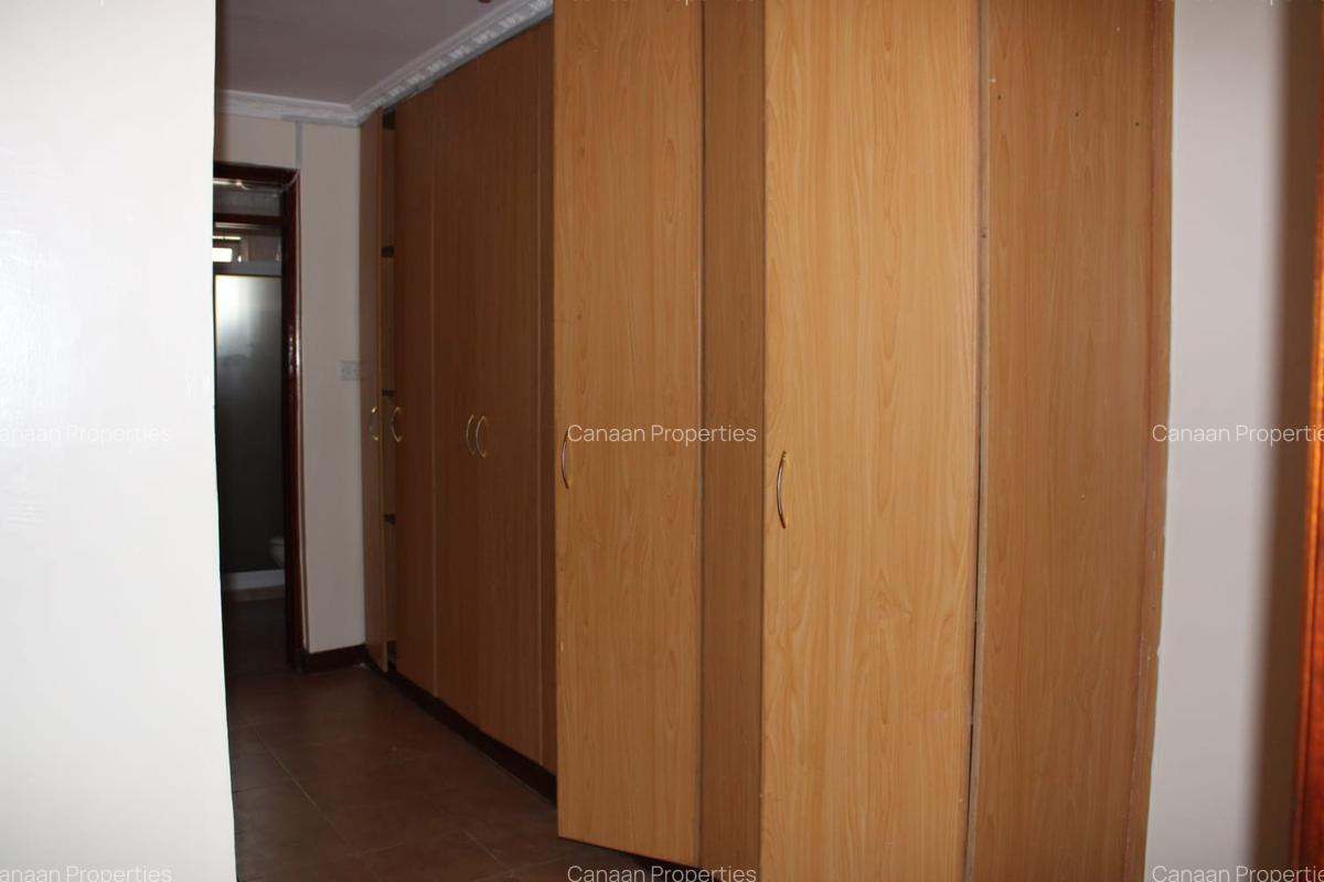 4 Bed Townhouse with Borehole in Kileleshwa - 4