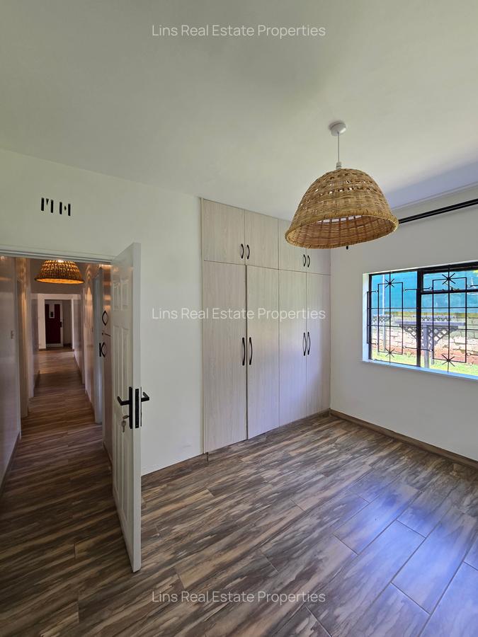 Serviced 3 Bed Apartment with En Suite in Kilimani - 12