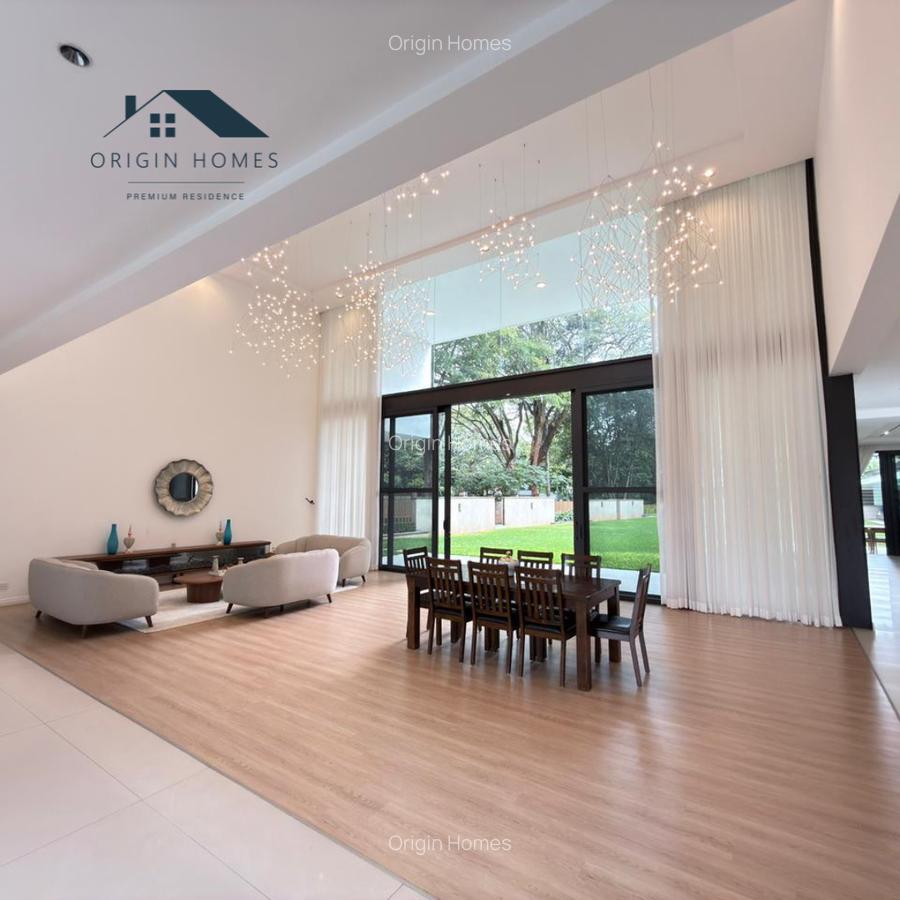 6 Bed Villa with En Suite at Lavington - 6