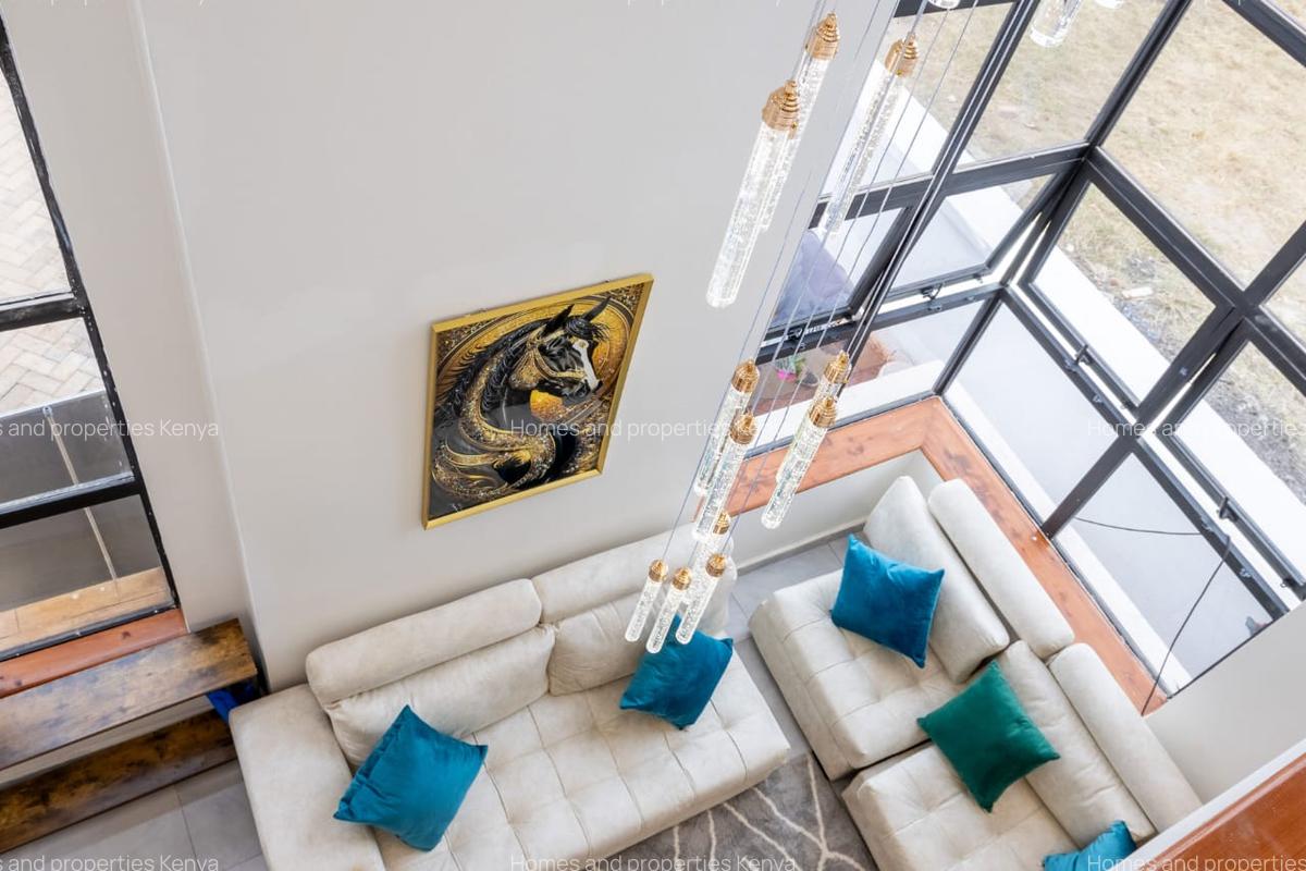 4 Bed Townhouse at Corner Kamakis - 13