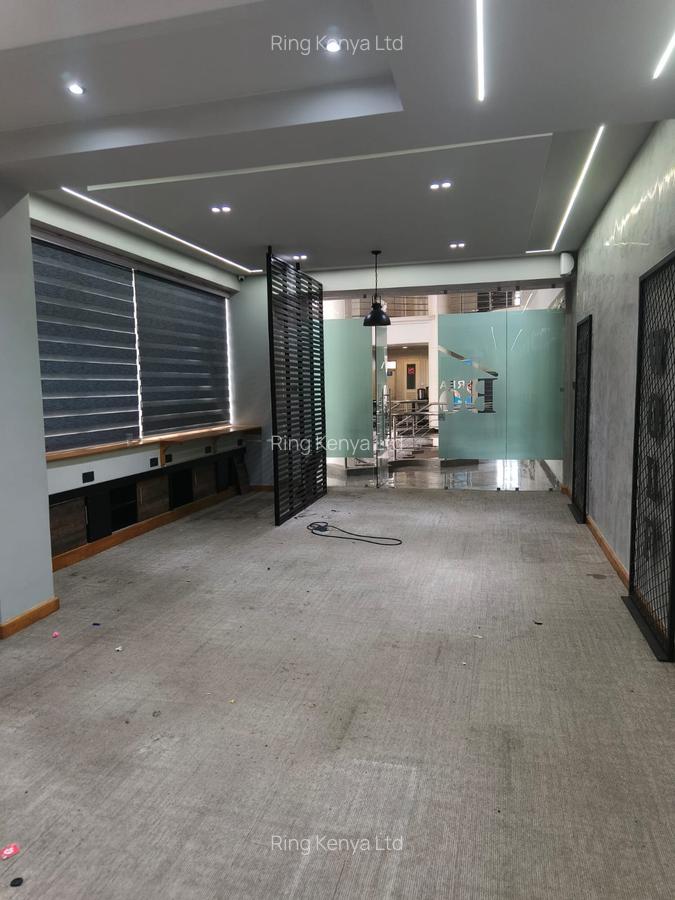 645 ft² Office with Service Charge Included in Kilimani - 1