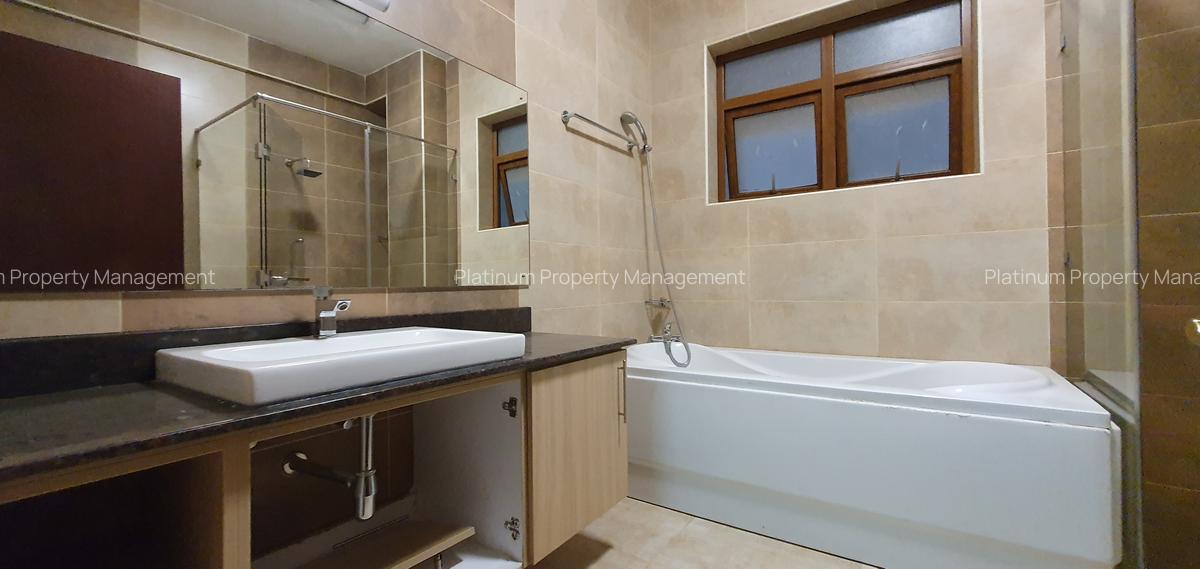 3 Bed Apartment with En Suite in General Mathenge - 14