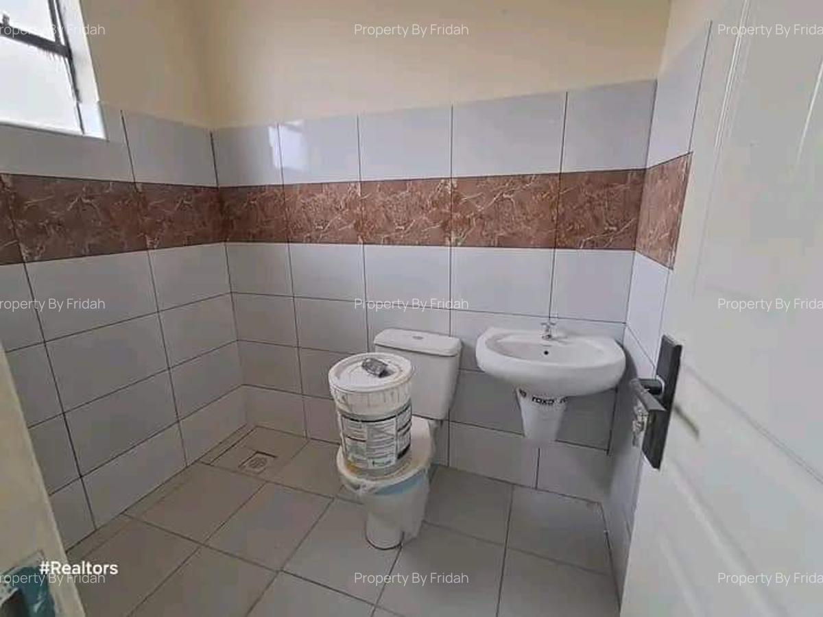 3 Bed House with En Suite in Kitengela - 11