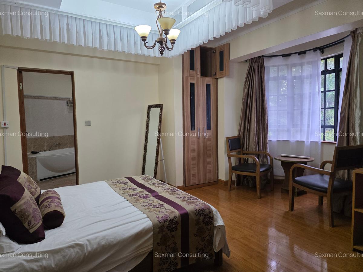 2 Bed Apartment with En Suite in Nyari - 18