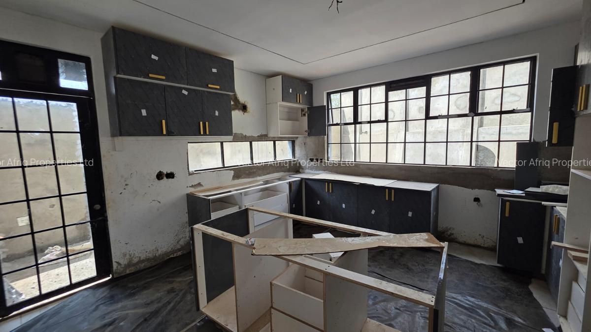 4 Bed House with En Suite in Ruiru - 5