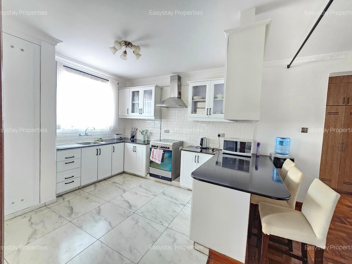 Furnished 3 Bed Apartment with En Suite in Riverside - 4