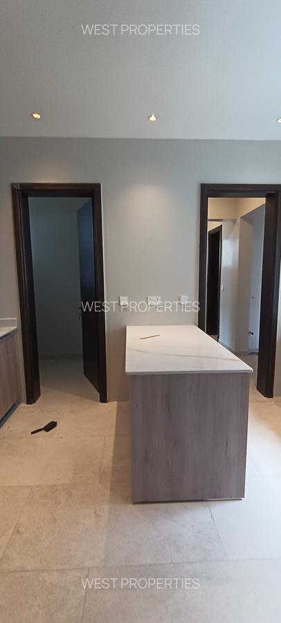 5 Bed Townhouse with En Suite at Manyani Rd - 4