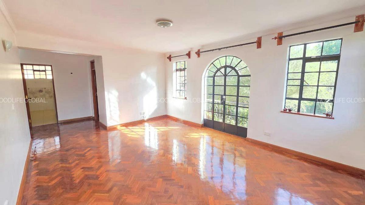 5 Bed House with En Suite at Kitisur - 9