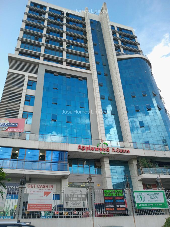 1,221 ft² Office with Lift at Adams - 1