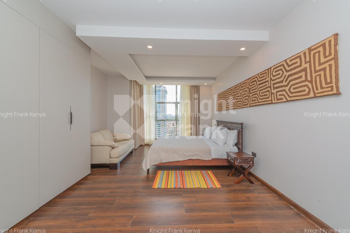 Serviced 3 Bed Apartment with Swimming Pool in Westlands Area - 8