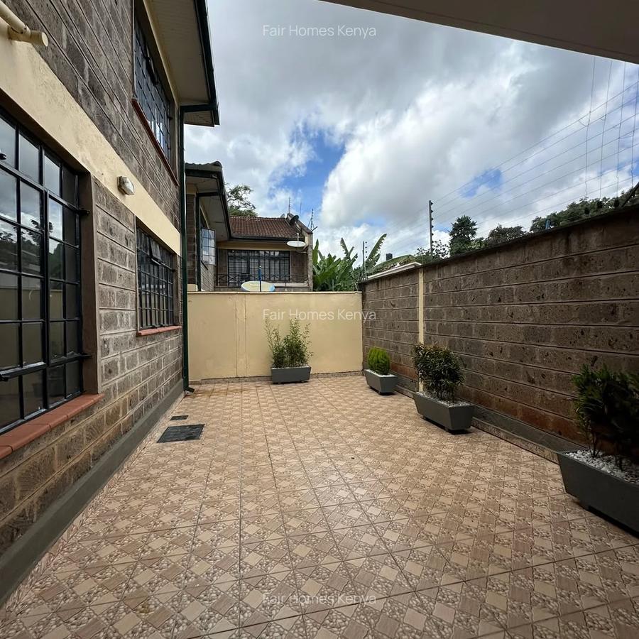 4 Bed Townhouse with En Suite at James Gichuru - 15