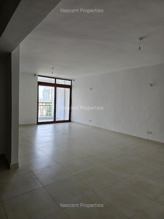 3 Bed Apartment with En Suite in Westlands Area - 12