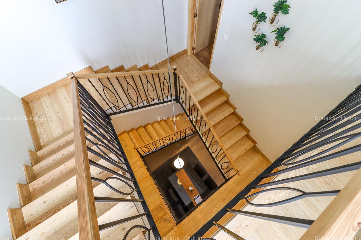 4 Bed Townhouse with En Suite in Langata - 17