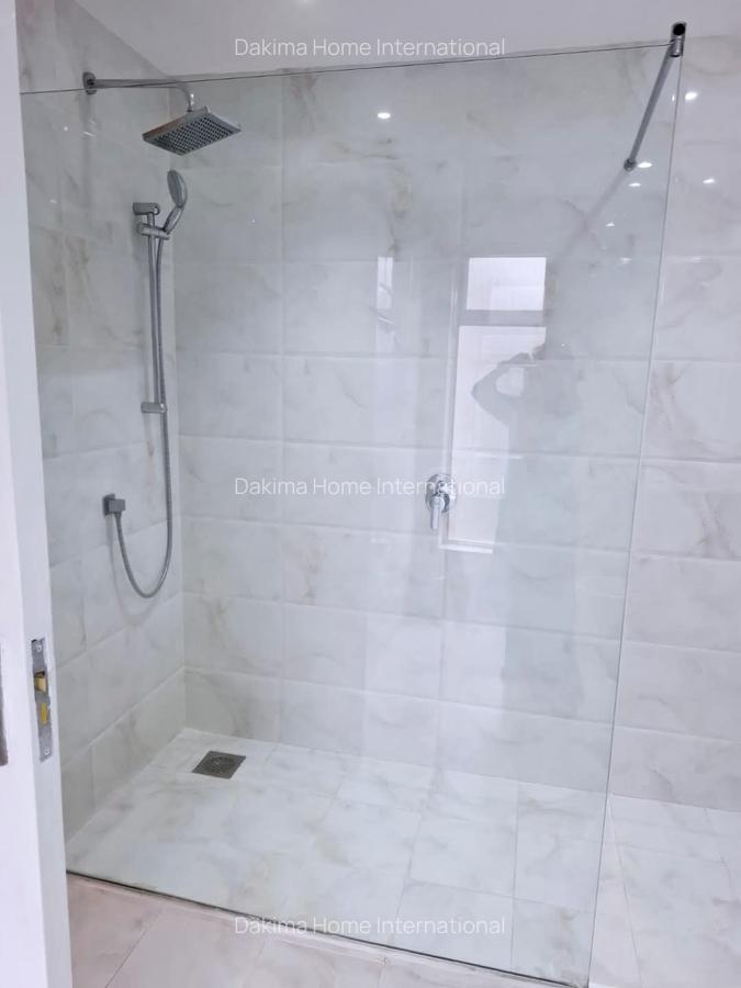 Furnished 2 Bed Apartment with En Suite in Rhapta Road - 9
