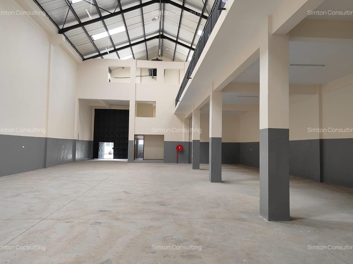 Warehouse with Fibre Internet at Edelman - 7