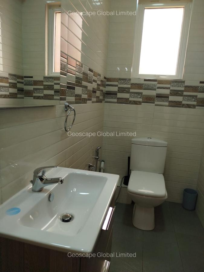 Furnished 3 Bed Apartment with En Suite in Brookside - 5