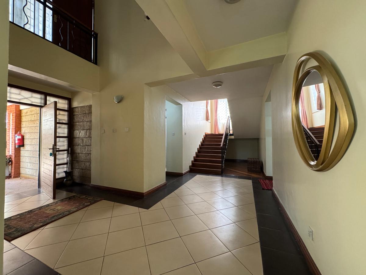 5 Bed Townhouse with En Suite in Lavington - 7