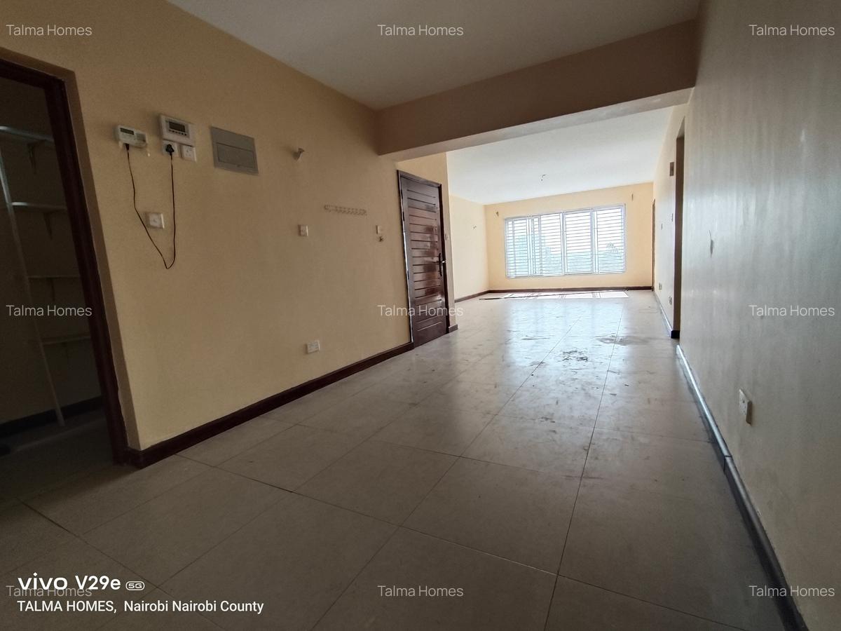 3 Bed Apartment with En Suite at 4Th Parklands - 6