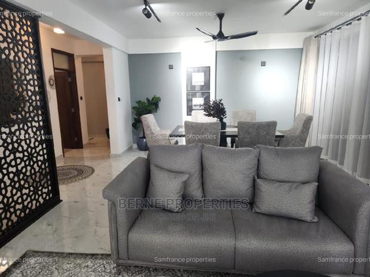 Serviced 3 Bed Apartment with En Suite at Off Links Road - 14