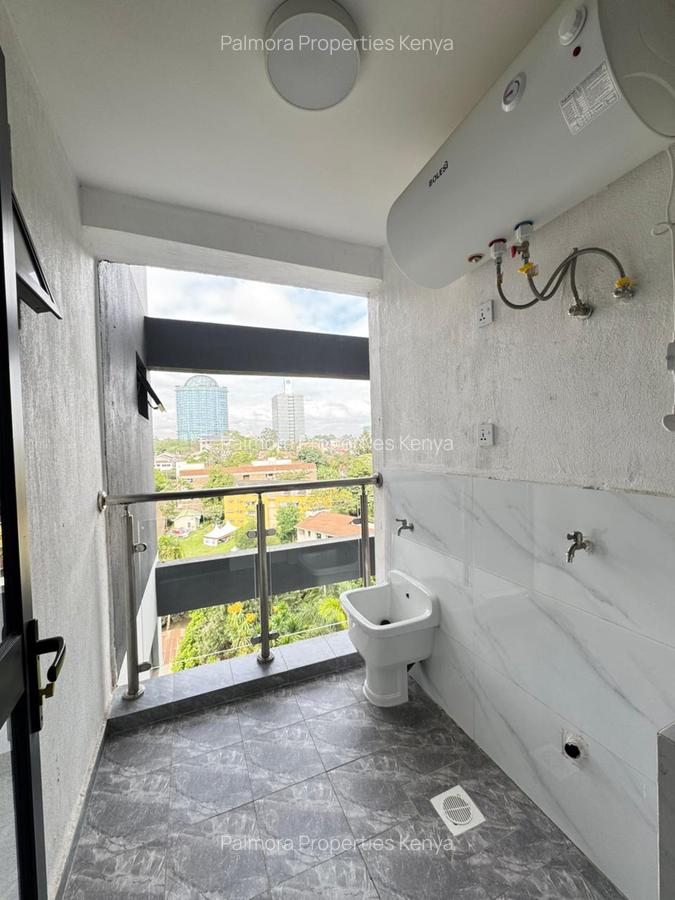 3 Bed Apartment with En Suite in Westlands Area - 7