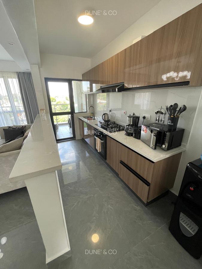 Serviced 2 Bed Apartment with En Suite in Riverside - 8