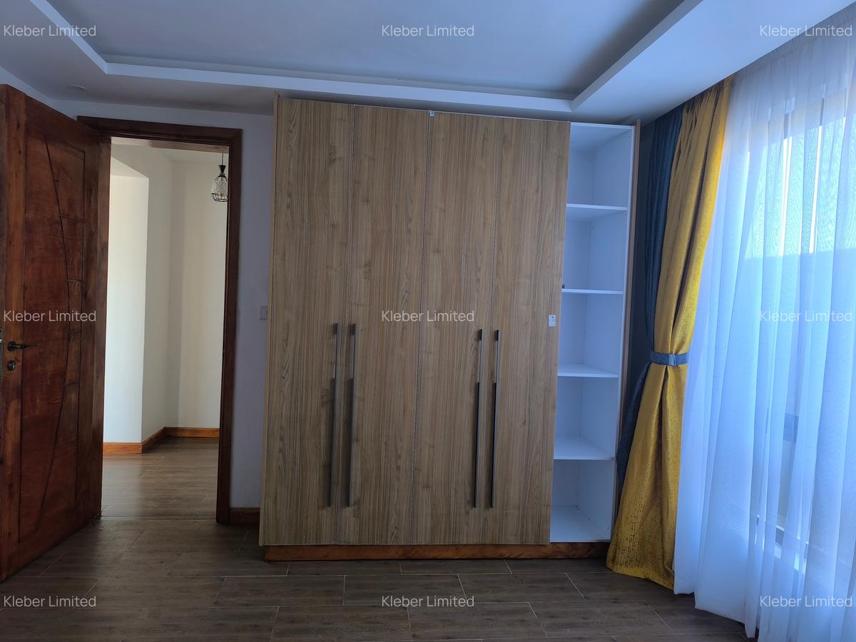 4 Bed Townhouse with En Suite at Kenyatta Road - 6